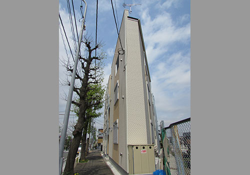 2×4共同住宅デルタ横浜外観