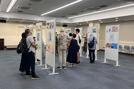 会社創立60周年記念企画の表彰式